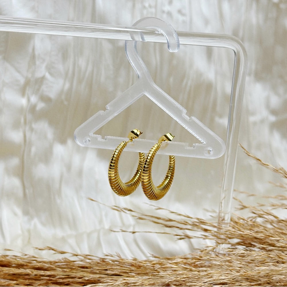 BELLAs Earrings